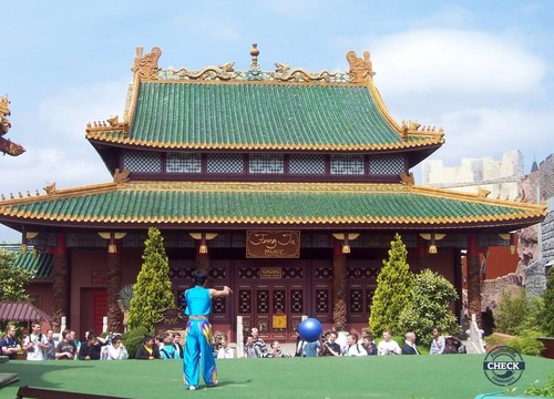 Feng Ju Palace