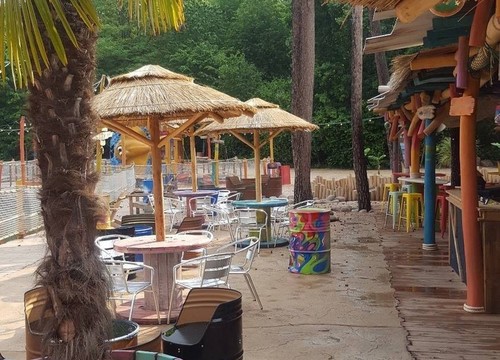 Holiday Beach Bar