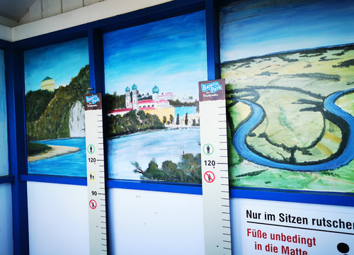 Gemälde in der Station