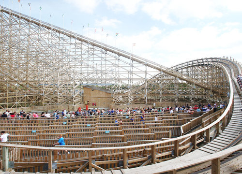 The Cú Chulainn Coaster (Foto: Tayto Park)