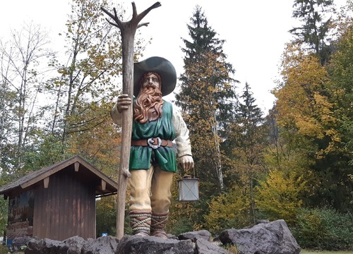 Rübezahn am Parkplatz