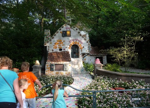 Hexenhaus Sommer