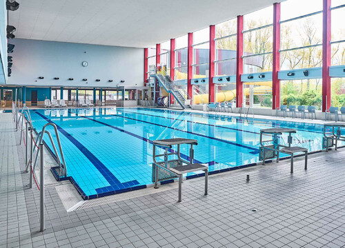 Hallenbad Sportbecken (Foto: Freizeitbad Oktopus)