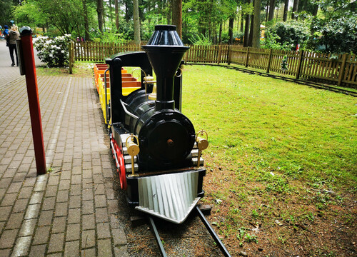 Lok der Kindereisebahn