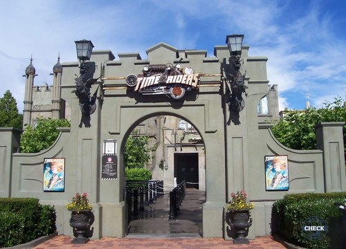 Time Riders - Simulators & Cinemas - Freizeitparkcheck©
