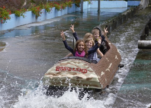 Rasti-Land Wildwasserbahn