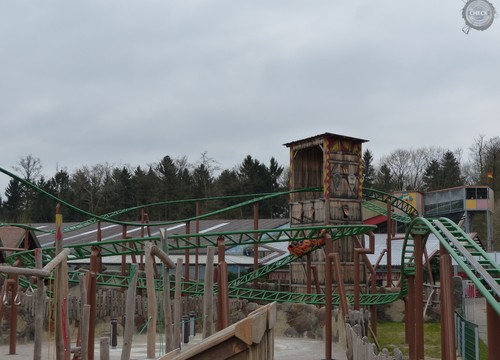 Rasanter Achterbahn Spaß in der Burg Arkan