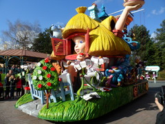 Alice im Wunderland 2