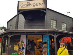 GoFigure - LEGO MiniFigure Shop