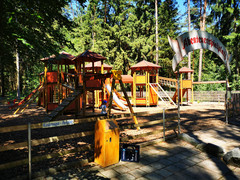Wald-Abenteuerspielplatz