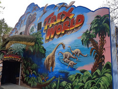 Eingang T-Rex World
