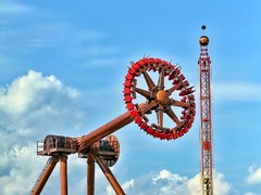 Aztec Swing & Tsunami Dropper