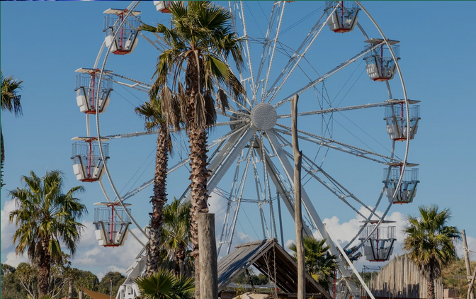 KIIS Eye Ferris wheel