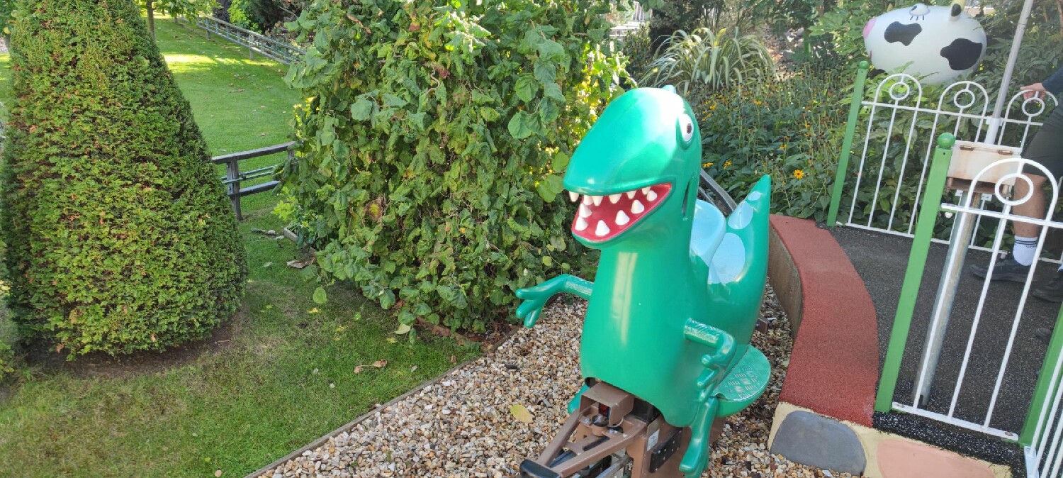 George's Dinosaur Adventure
