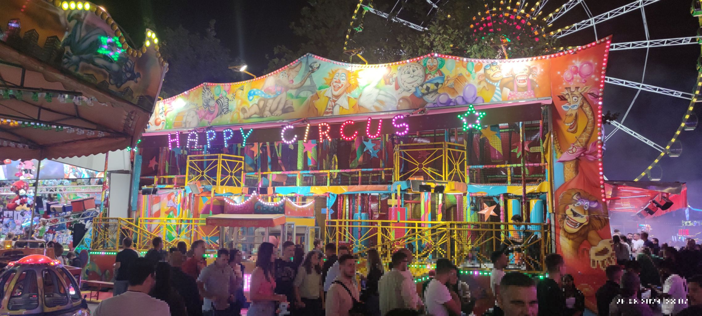 Happy Circus